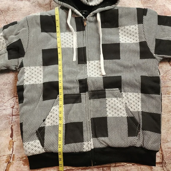 Large Black and White Checkered Full Zip Lined Hoodie - Picture 8 of 13